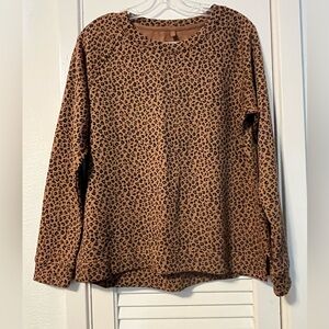 Lou and Grey Loft cheetah print lightweight sweatshirt